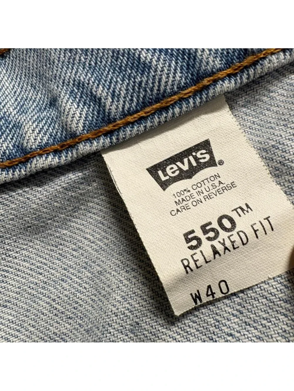 Vintage Levis 550 Denim Shorts Mens 40 Blue Light Wash Relaxed Fit Made in USA